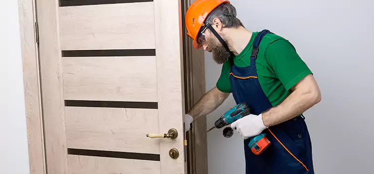 Replace Internal Door Handle with Lock Lenoir